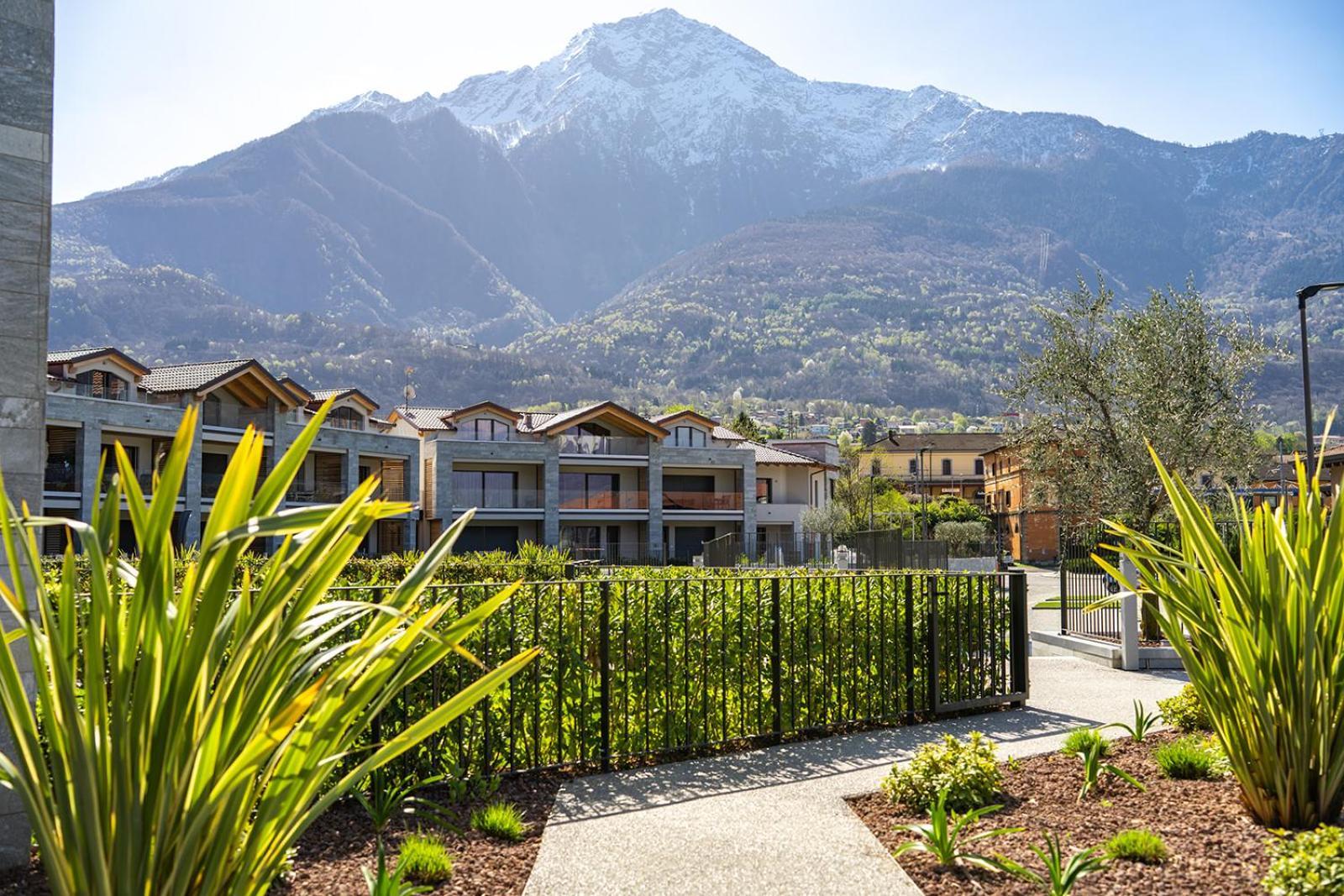 Lago Dorato Luxury Apartments & Villa - Lake Como View Colico Kültér fotó
